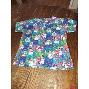 Med UA Scrubs Christmas Holiday Short Sleeve VNeck Scrub Top Shirt Nurse Tech
